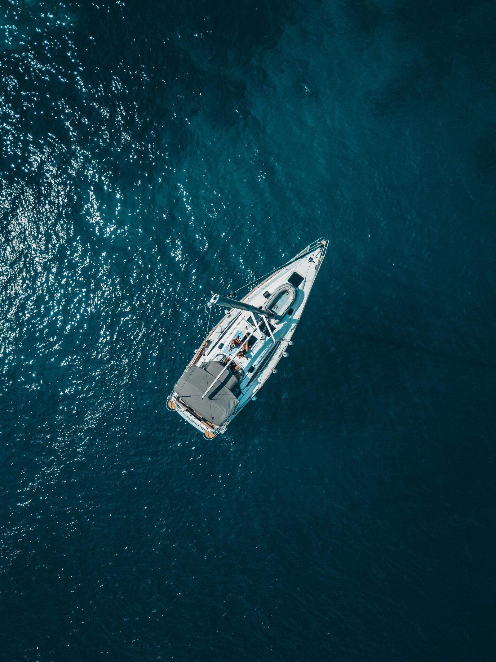 oliver-sjostrom-6iH-qD2kPLk-unsplash